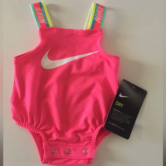 Nike Infant Girls' One-Piece Swimsuit newborn NEW - Picture 2 of 4